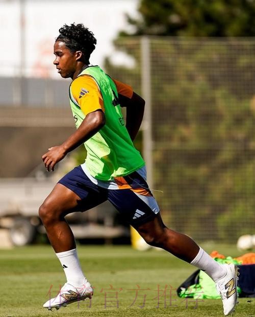 新赛季0出场!恩德里克晒皇马训练照:感恩!